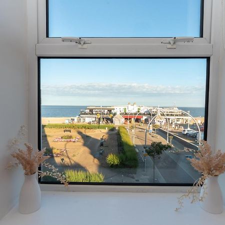 Sea Views Modern Two Bedroom Apartment Lowestoft Luaran gambar