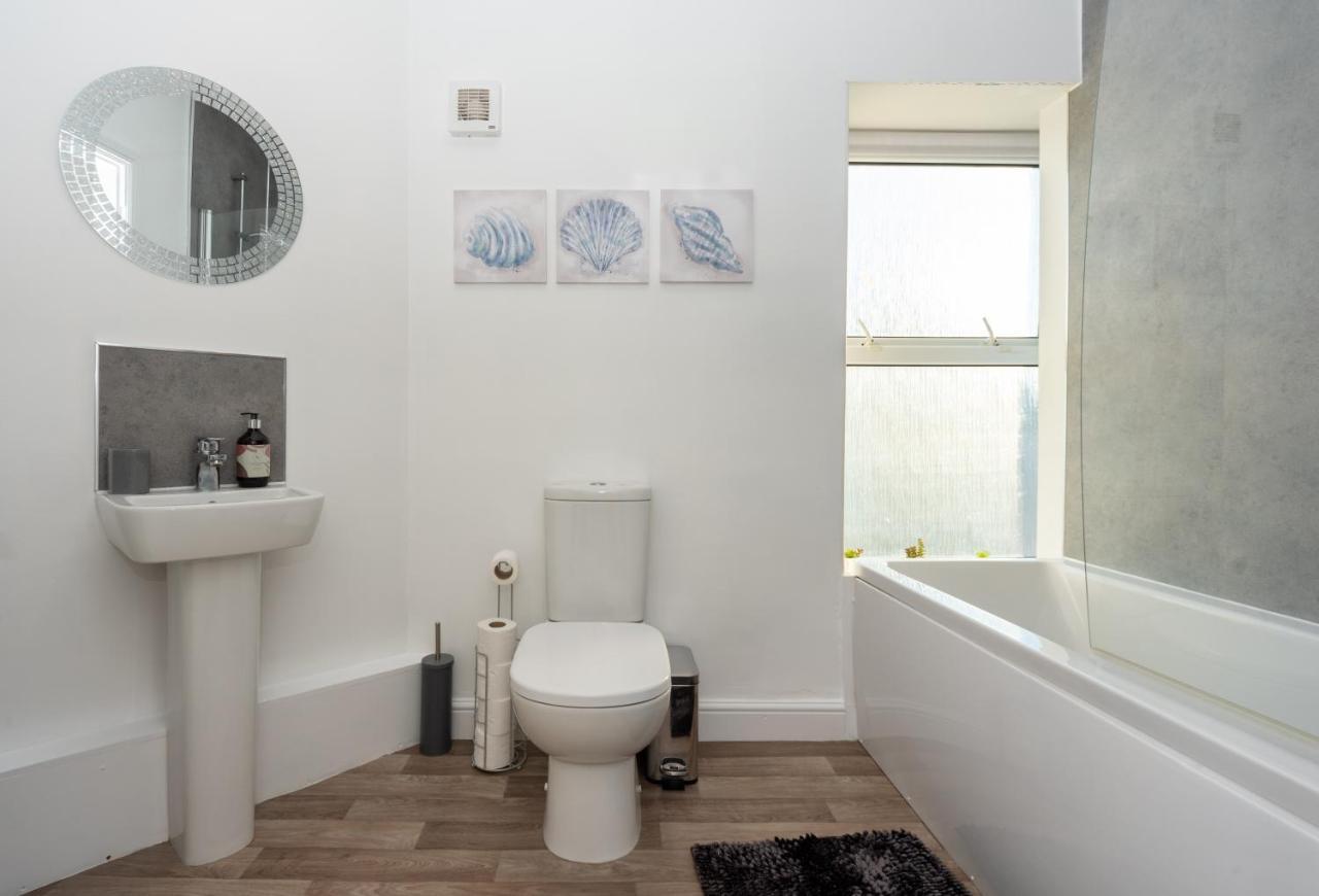 Sea Views Modern Two Bedroom Apartment Lowestoft Luaran gambar